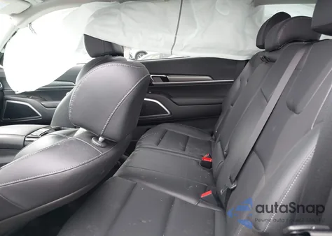 2022 Kia Telluride Lx z USA, uszkodzony, nr VIN 5XYP2DHC7NG223233